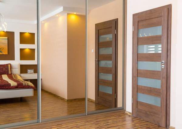 phoca_thumb_l_bigstock-modern-master-bedroom-interior-42697267 (1)